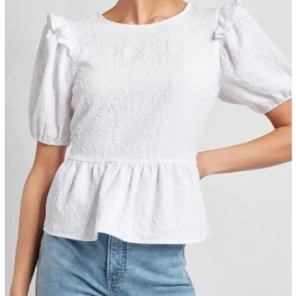 Express Women’s Elegant White Textured Peplum Puff Sleeves Sleeve Top SZ M - Picture 3 of 9